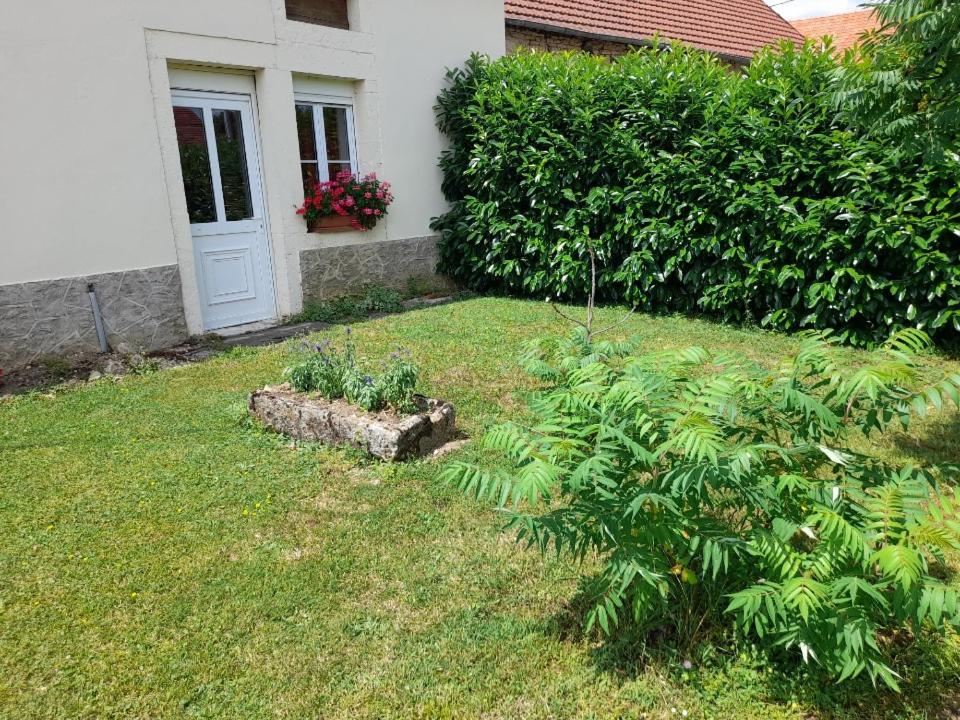 Vallee Du Serein Marcilly-Ogny Exterior photo